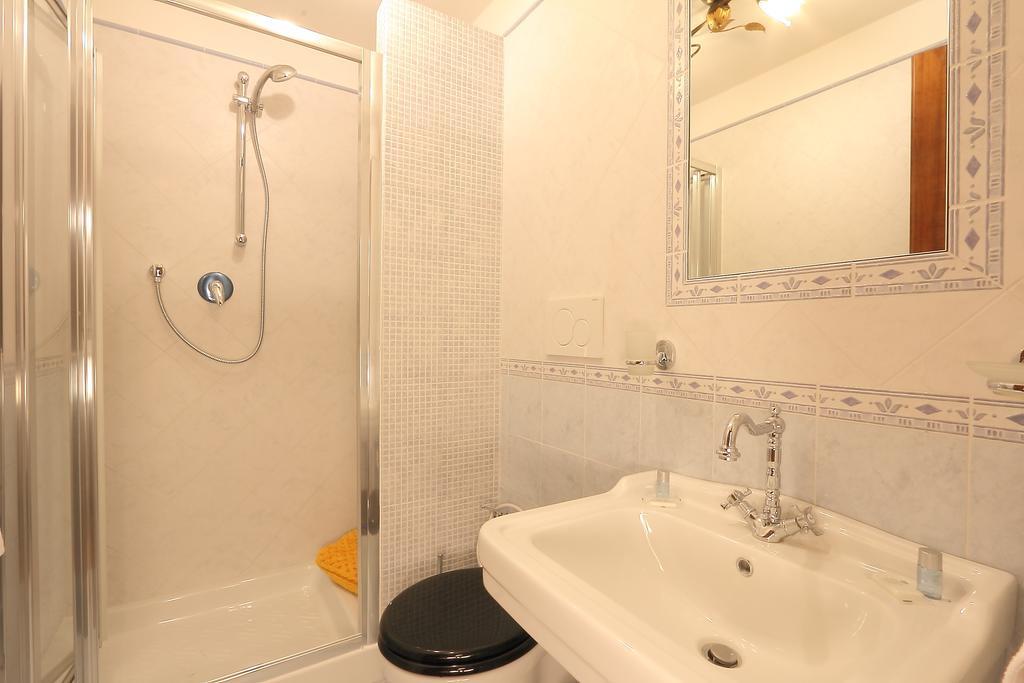 Hotel Katti House 2 à Florence Extérieur photo